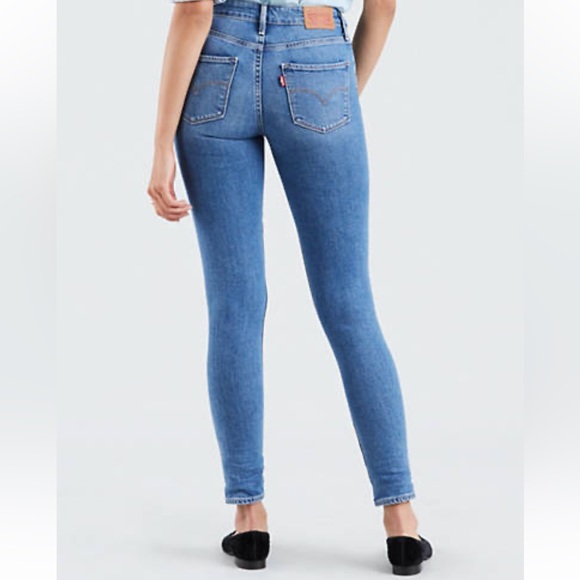 Levi’s 721 High Rise - Picture 2 of 6